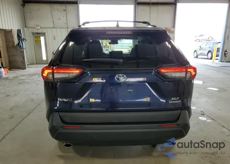 2024 Toyota Rav4 Xle из США, поврежденный, VIN 2T3RWRFV7RW202968